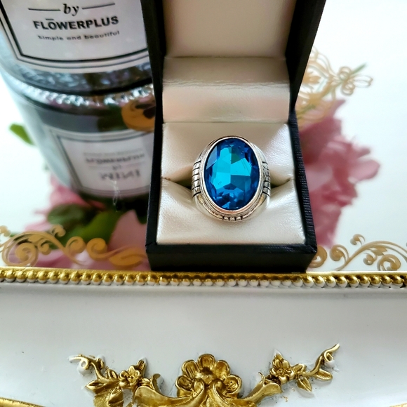 💎Gorgeous sky blue crystal gemstone ring - Picture 2 of 5